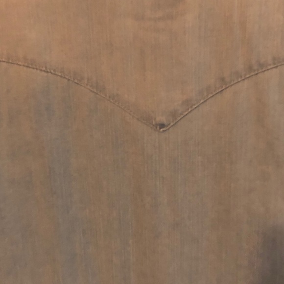 NWT LEVIS Denim Jean Button Snap Shirt - Picture 3 of 6